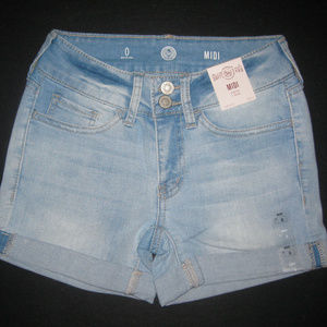 Double-Button Denim Midi Shorts (Juniors)